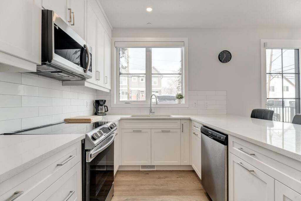 Apartment Elegant Townhouse In The Heart Of